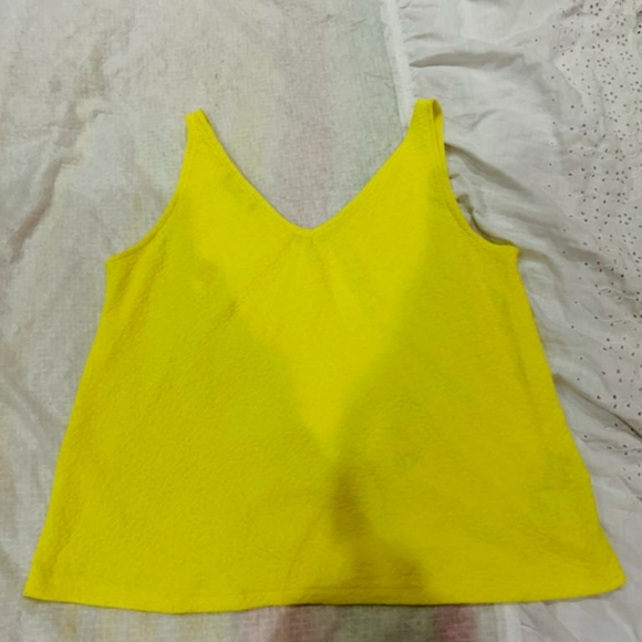 MANGO yellow textured top - Picture 9 of 15